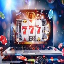 Poker Baccarat ကတ်ဂိမ်း Live ကစားနေသောမြင်ကွင်း မြန်မာ